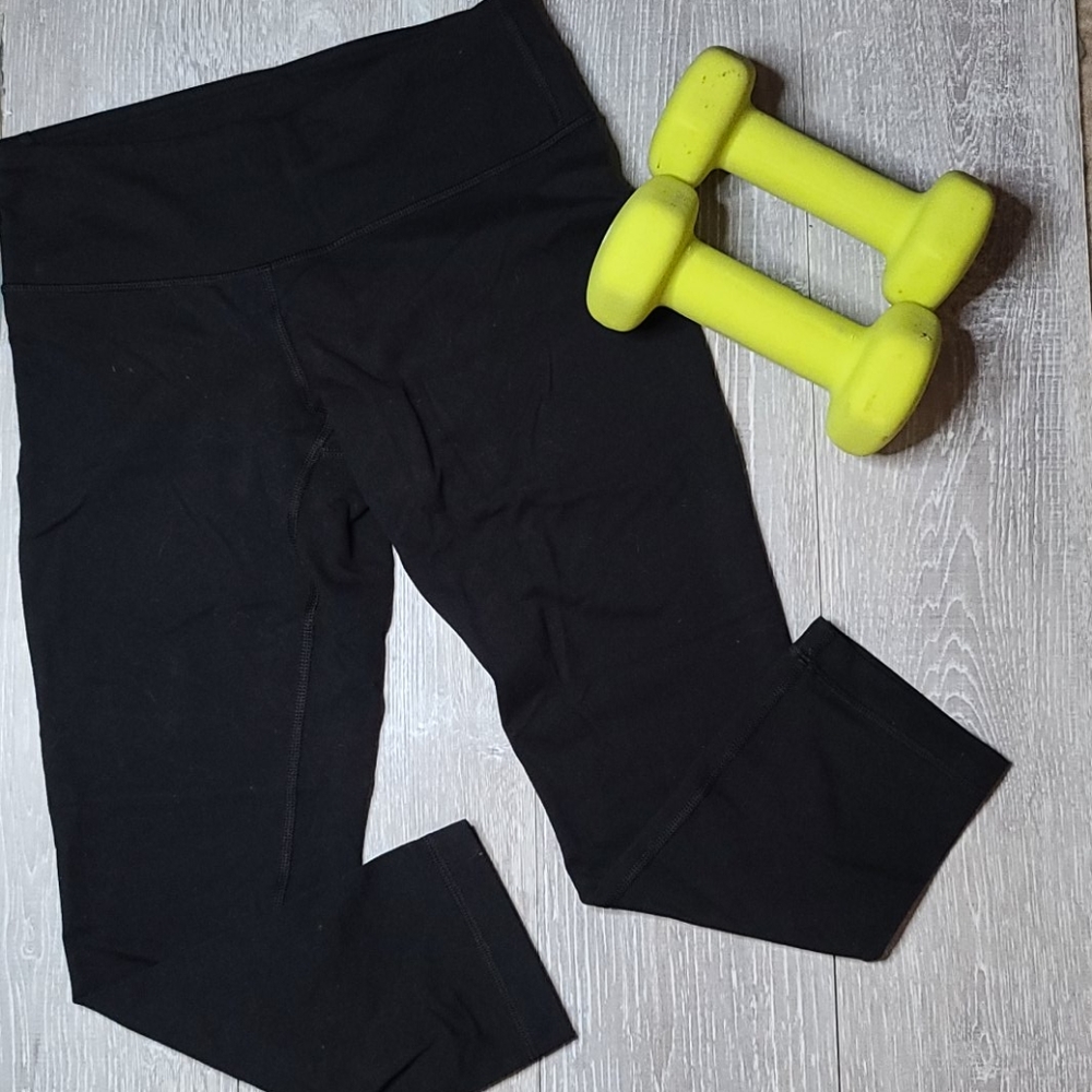 🍋 Lululemon Wunder Under 21" crops🍋